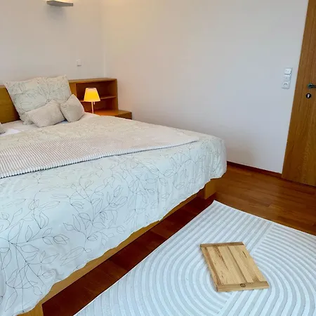 Close To The Clouds 木屋